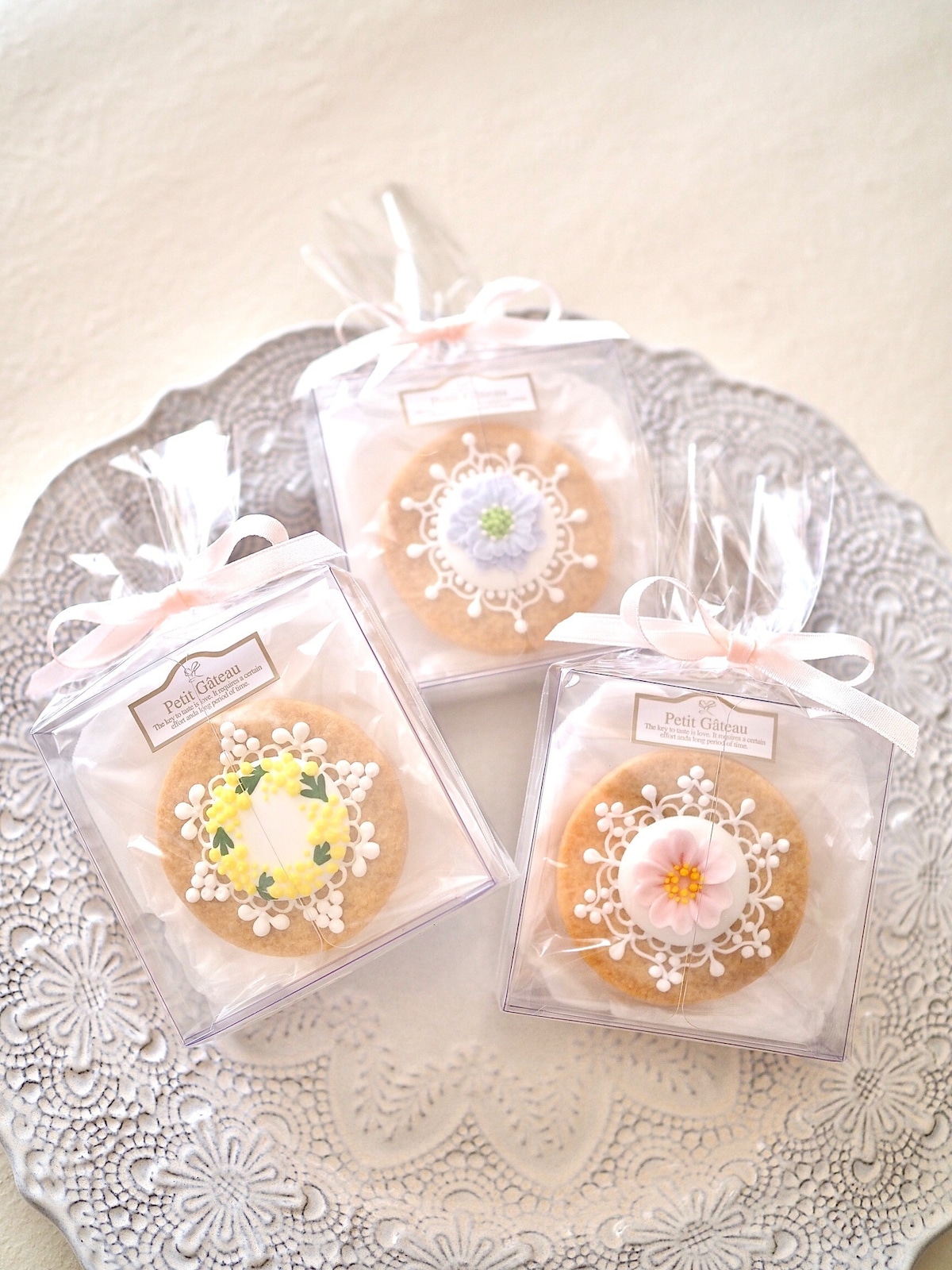 シュガーフラワーのレースサブレ【1枚入】プチギフト (クリアケース入り)