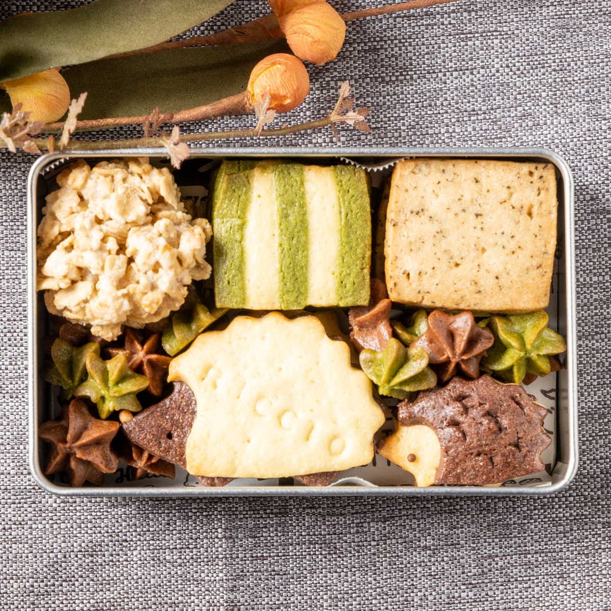 幸せを運ぶハリネズミクッキー缶mini⁂発酵バターと米油使用⁂