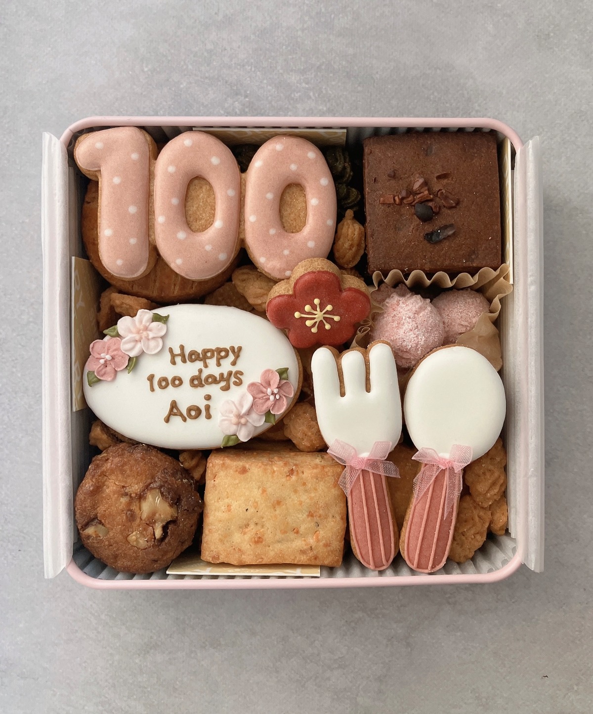 天然色素【100日お祝い/お食い初め】クッキー缶（名入れ有）